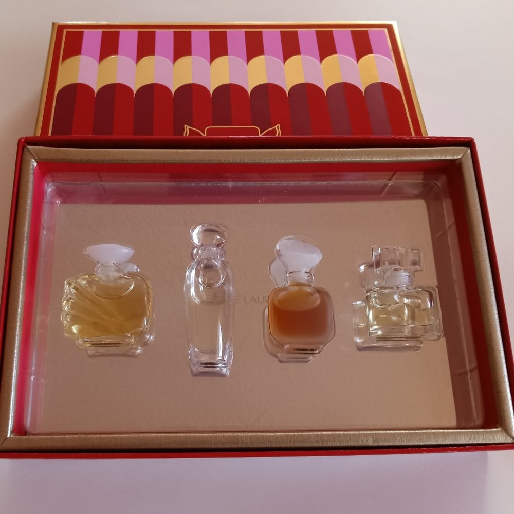 Estee Lauder. Small Wonders Collection - 4 Pc Perfume Set